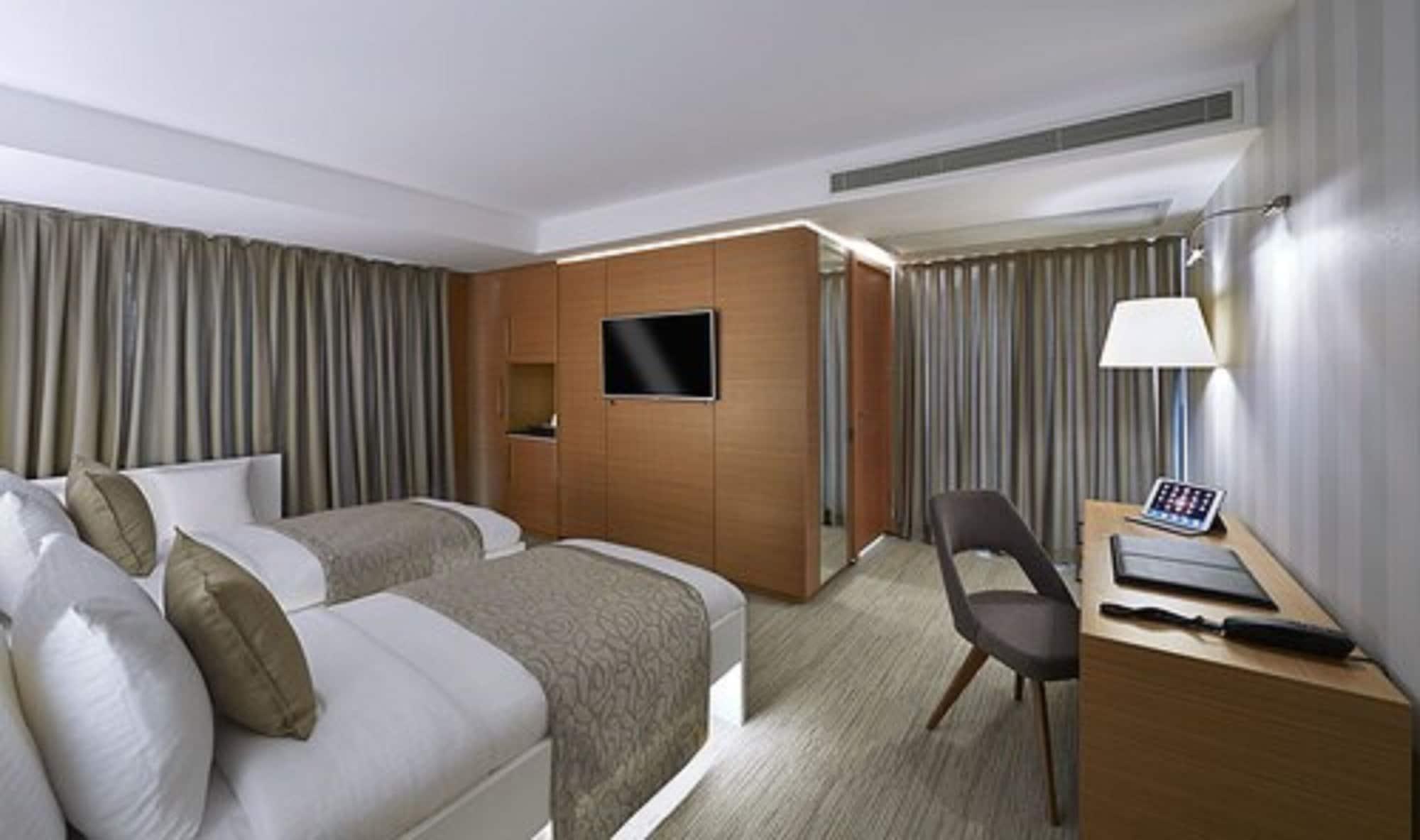 Milport Hotel Levent Istanbul Exterior photo