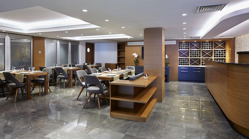 Milport Hotel Levent Istanbul Exterior photo